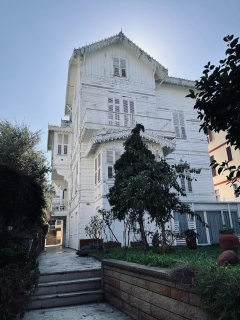 2+1 Flat for Sale in the Historical Ottoman Nar Mansion in Büyükada